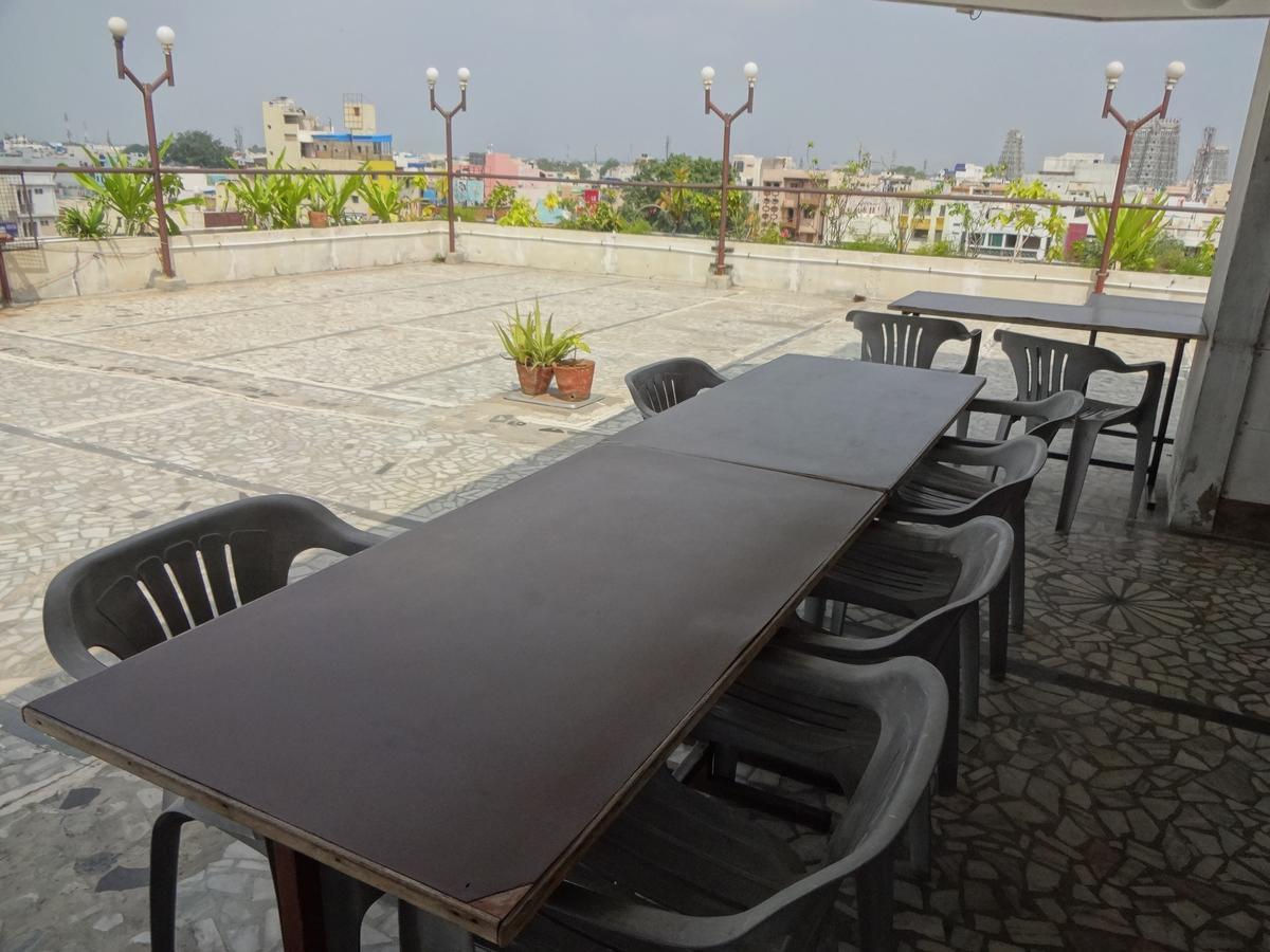 Hotel Padmam Madurai Exterior foto