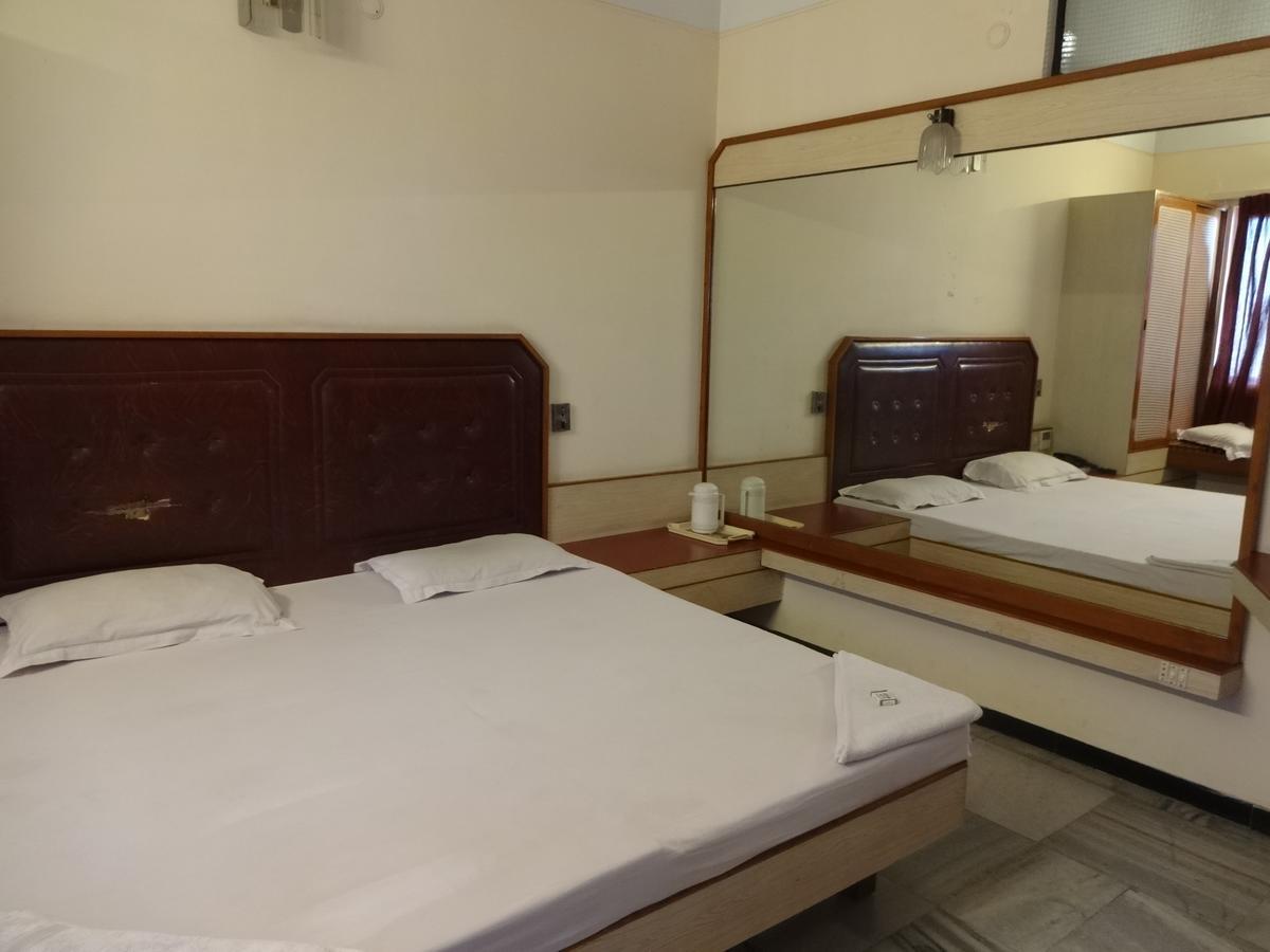 Hotel Padmam Madurai Exterior foto